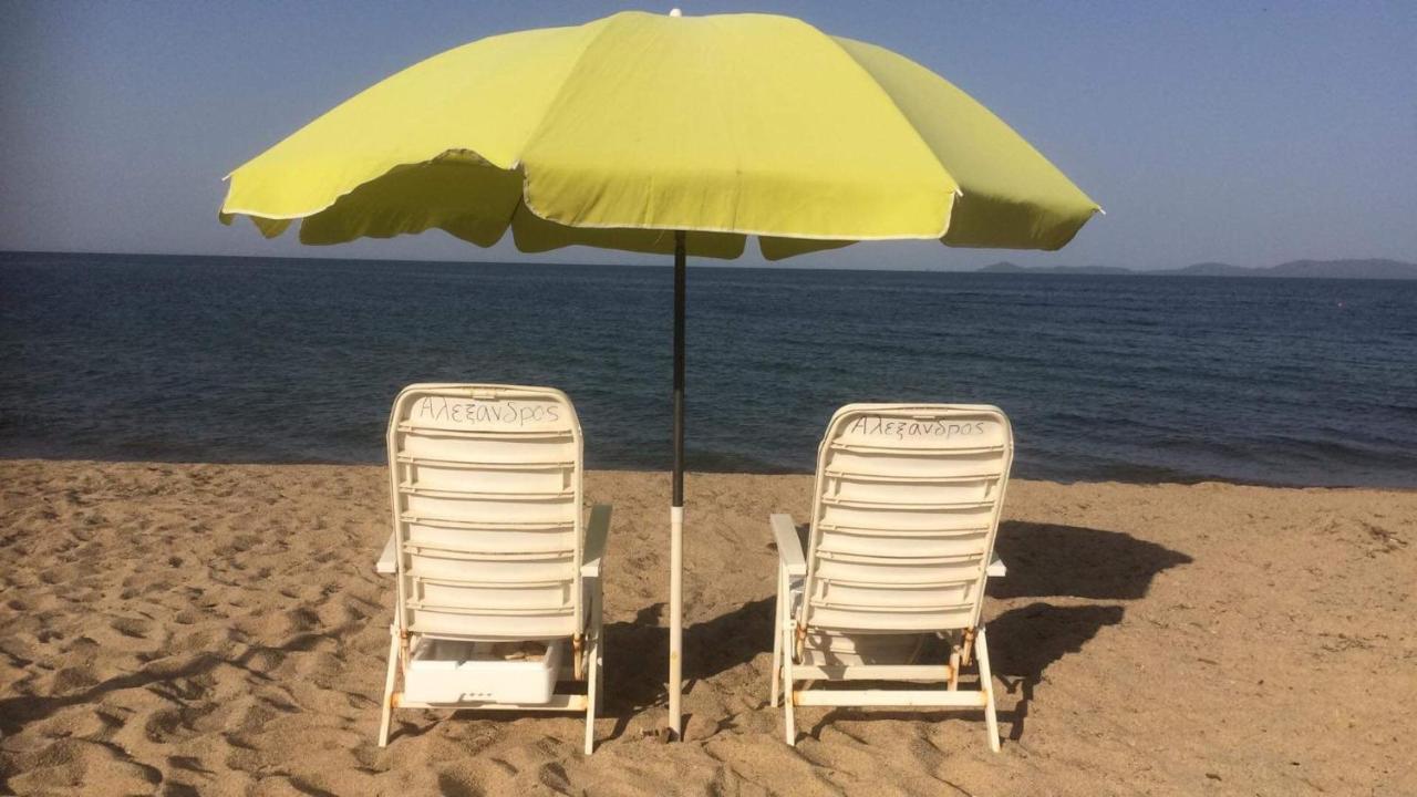 Katevi Luxury Seafront Villa イエリソス エクステリア 写真