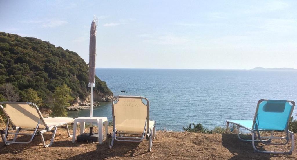 Katevi Luxury Seafront Villa イエリソス エクステリア 写真